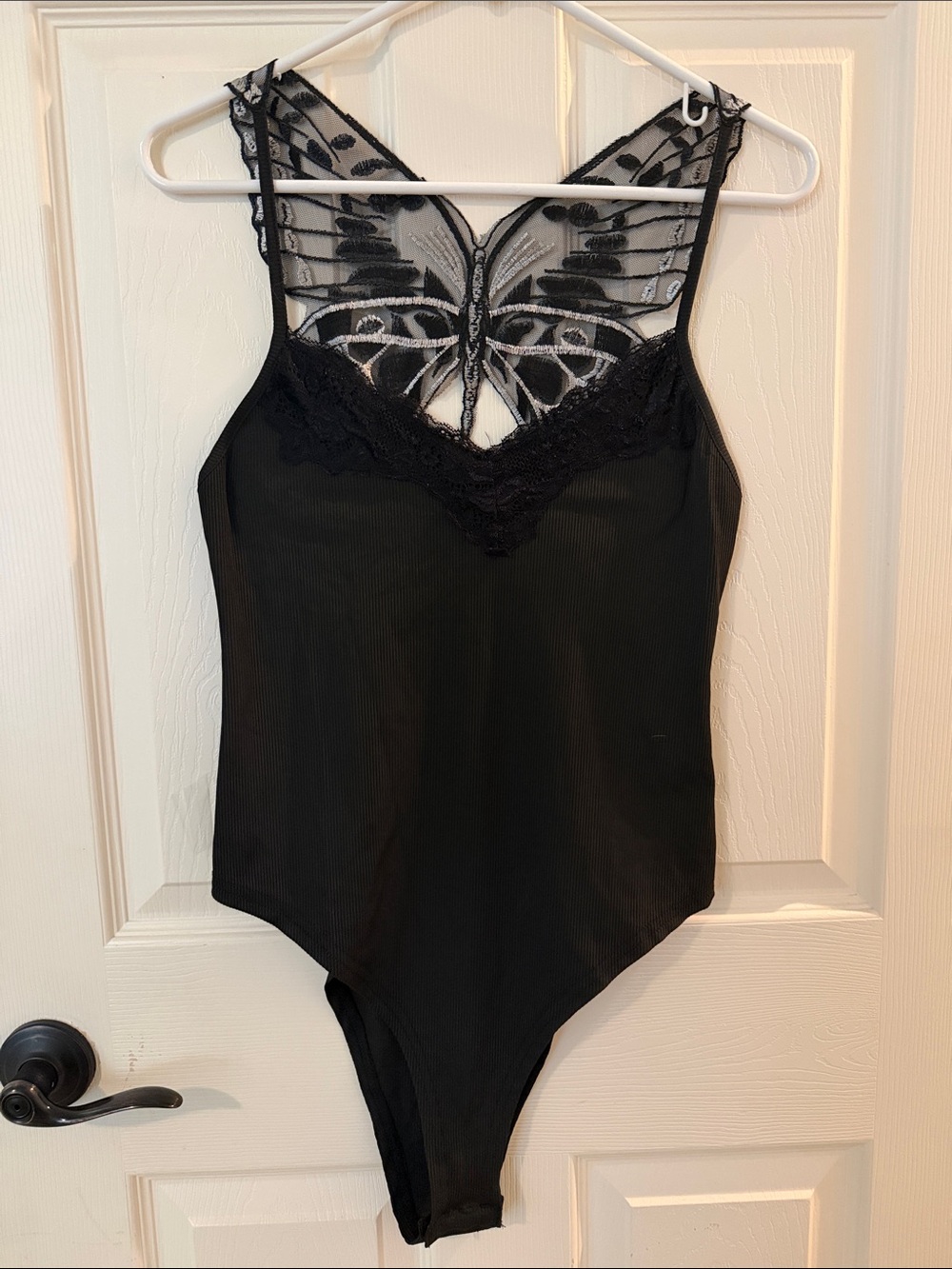 ROMWE Black Lace Butterfly-Back Ribbed Bodysuit